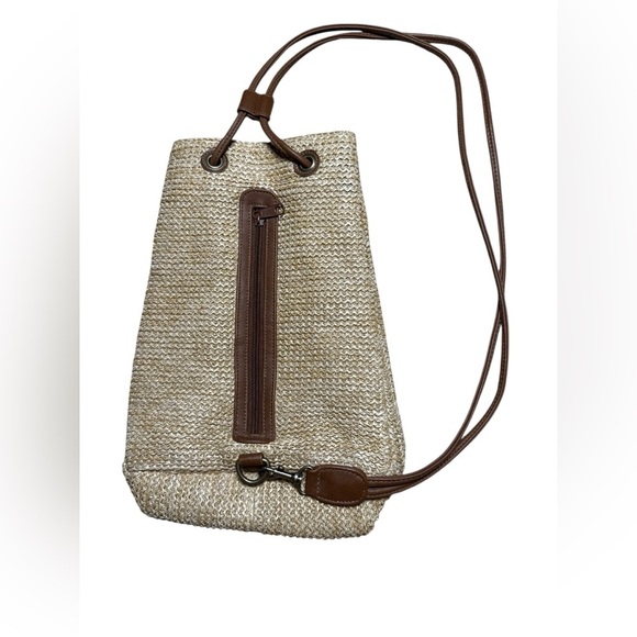 Straw Woven Drawstring Bucket Bag w Faux Leather Trim & Crossbody/backpack Strap - Picture 2 of 4